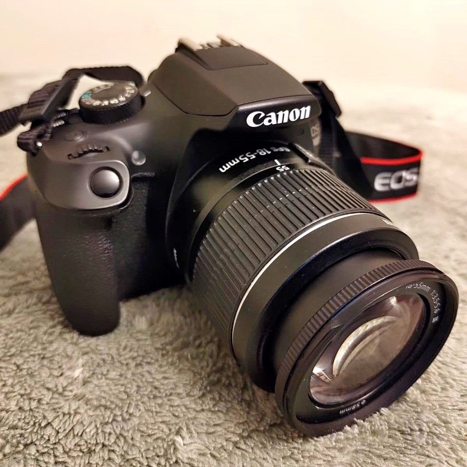 Canon EOS 1300D camera. Great opportunity