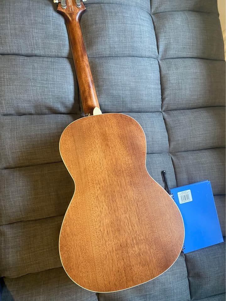 PRS P20 SE acoustic guitar