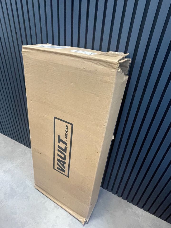 Pelican Vault V700 Takedown Case with Foam Insert (Black) - NEVER BEEN USED