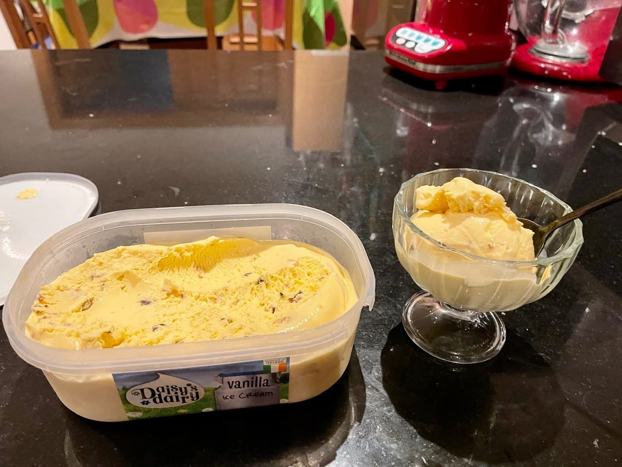 Magimix Gelato Expert Frozen Dessert Maker with Built In Compressor 2x2 Litre bowls Makes Ice Cream