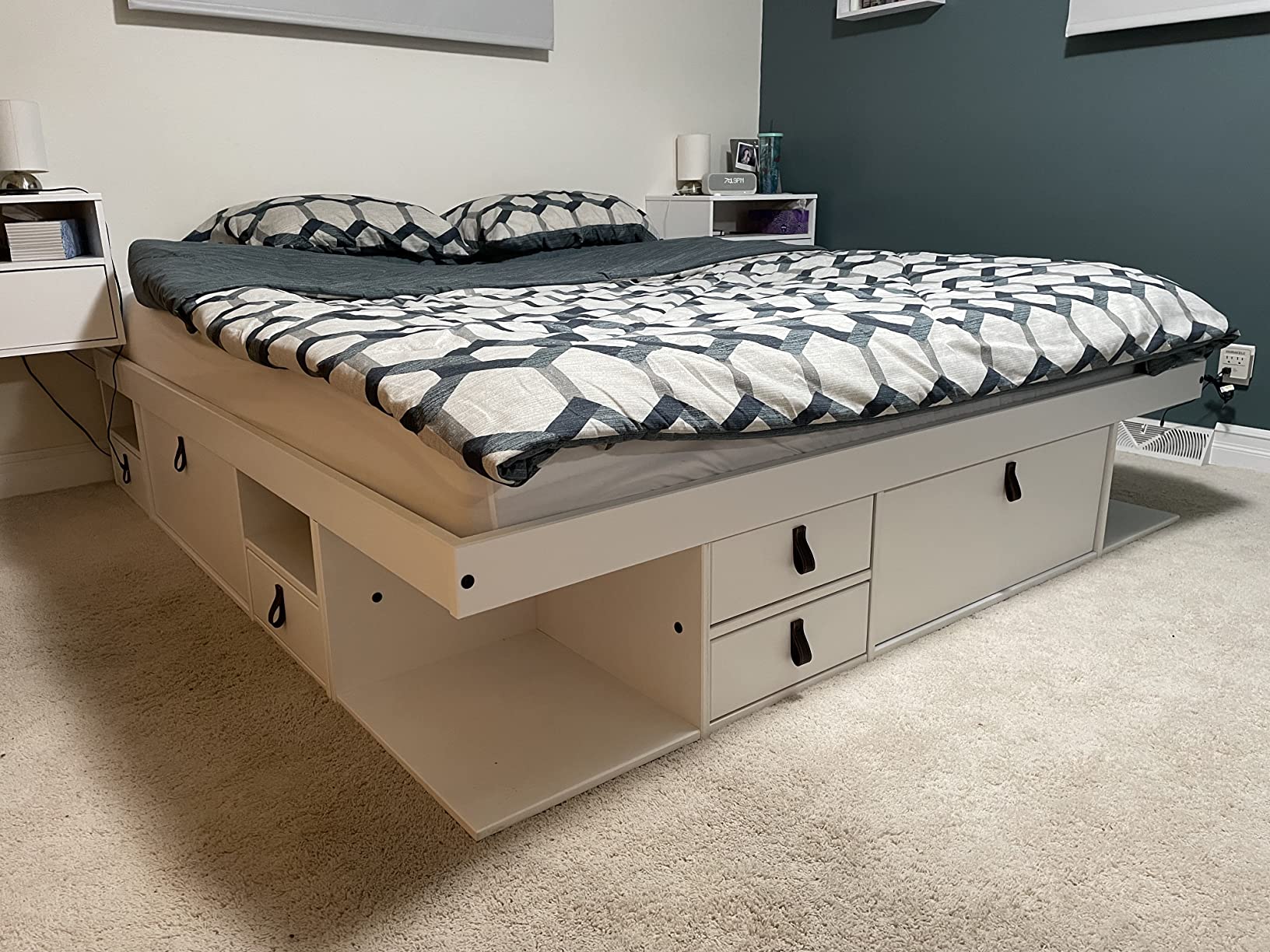 【Furniture】Bali Storage Platform Bed with Drawers