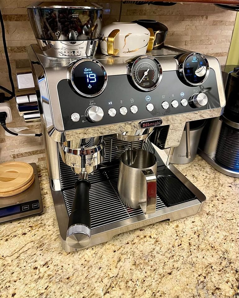 · De'Longhi EC9665M The Specialist Maestro Espresso Machine